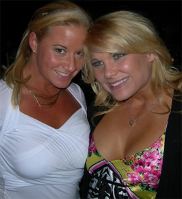 WWE Divas At A Club - Photo 5 of 9