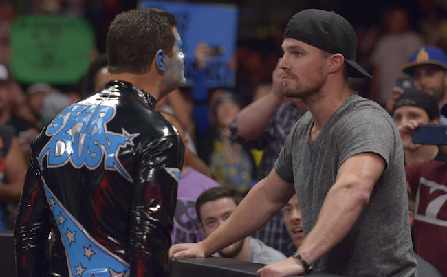 John Mayer At All In (PHOTO); Stephen Amell Backstage At All In (PHOTO)