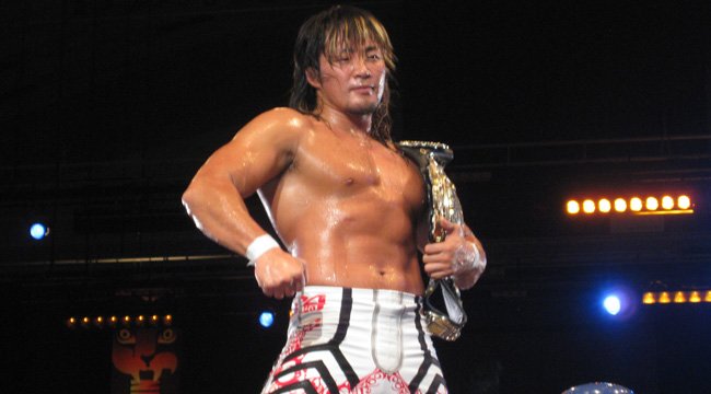 Shinsuke Nakamura Reunites With NJPW Rival Before Leaving Japan (Photo), WWE’s Biggest Sore Losers (Video)