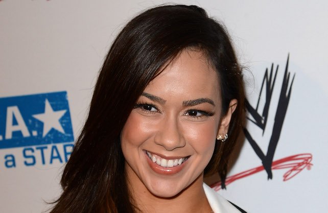 AJ Lee Delivers Mental Health Conference Keynote Speech, Kevin Hart Receives Box Office Championship & Sick Burn From The Rock