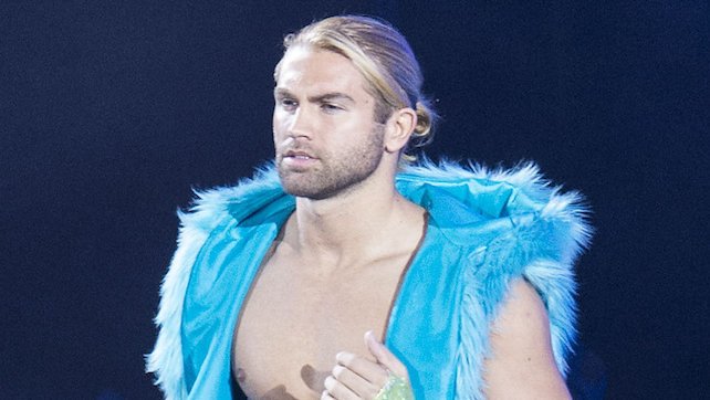 Tyler Breeze Puts Critical Fan In His Place; Ciampa Teaches Proper Pronunciation Of His Name