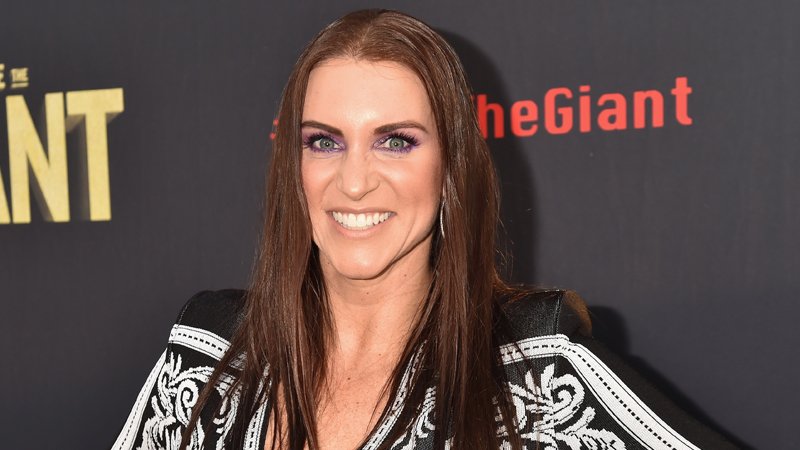 Stephanie McMahon Poses As A Photographer In Undercover Boss (Video); Brandi Rhodes To Sell ‘Mrs.Nightmare’ Yoga Pants