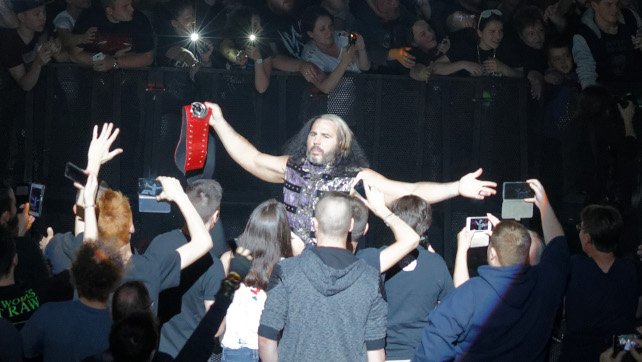 Matt Hardy Wants You To Live In The Present, Top 10 Times When Superstars Snapped (Video)
