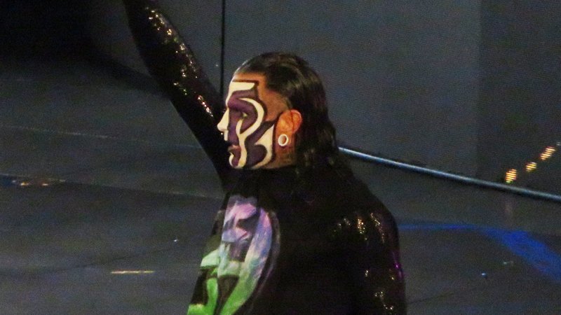 Time-Lapse Video Of Jeff Hardy Face Painting; Should Charlotte Accept Becky’s Challenge? (POLL)
