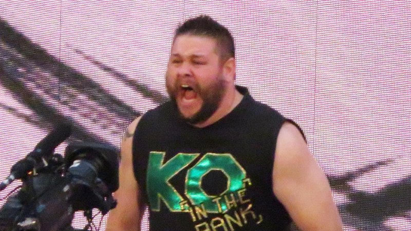 Kevin Owens Injured By Bobby Lashley?; Trish And Lita Reveal Their Team Name At Evolution
