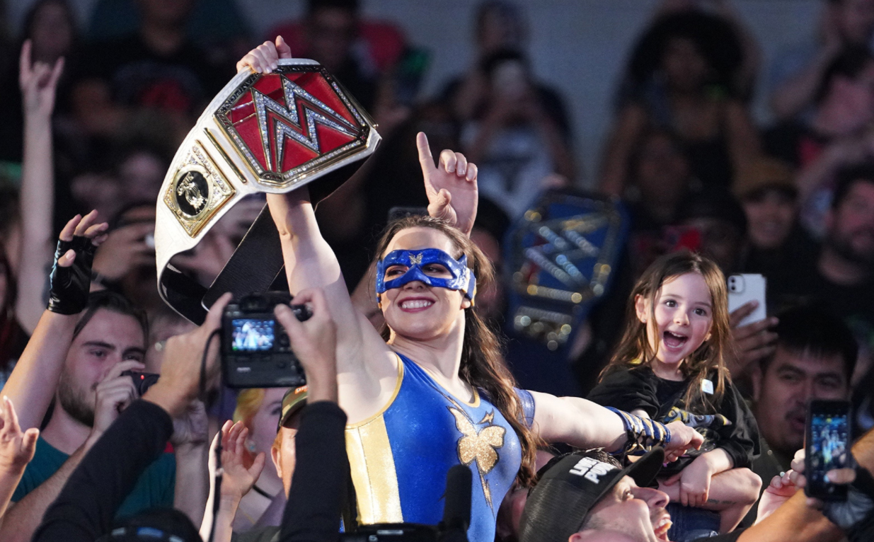 Triple threat Women's title match official for WWE SummerSlam