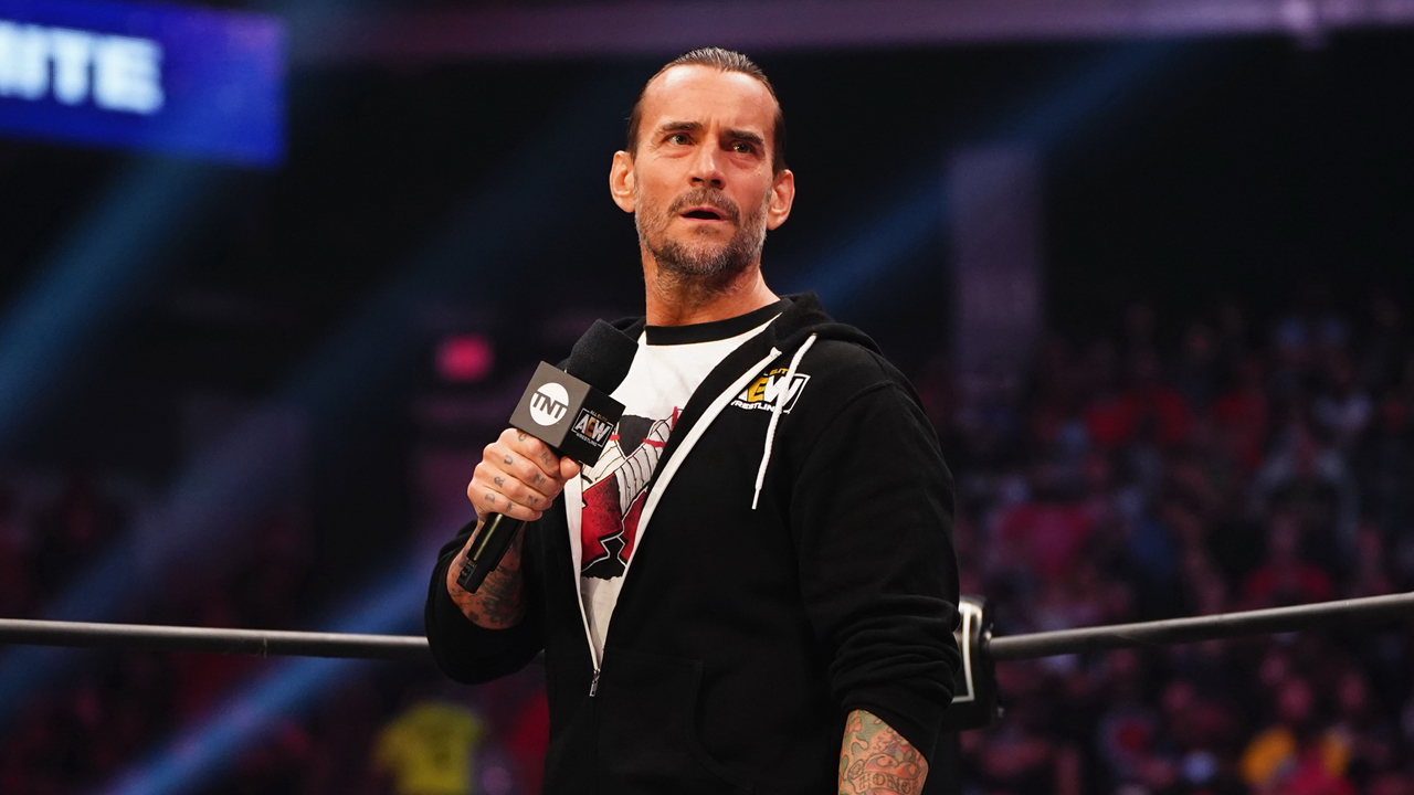 5 Reasons Why Roman Reigns Is Better Than CM Punk