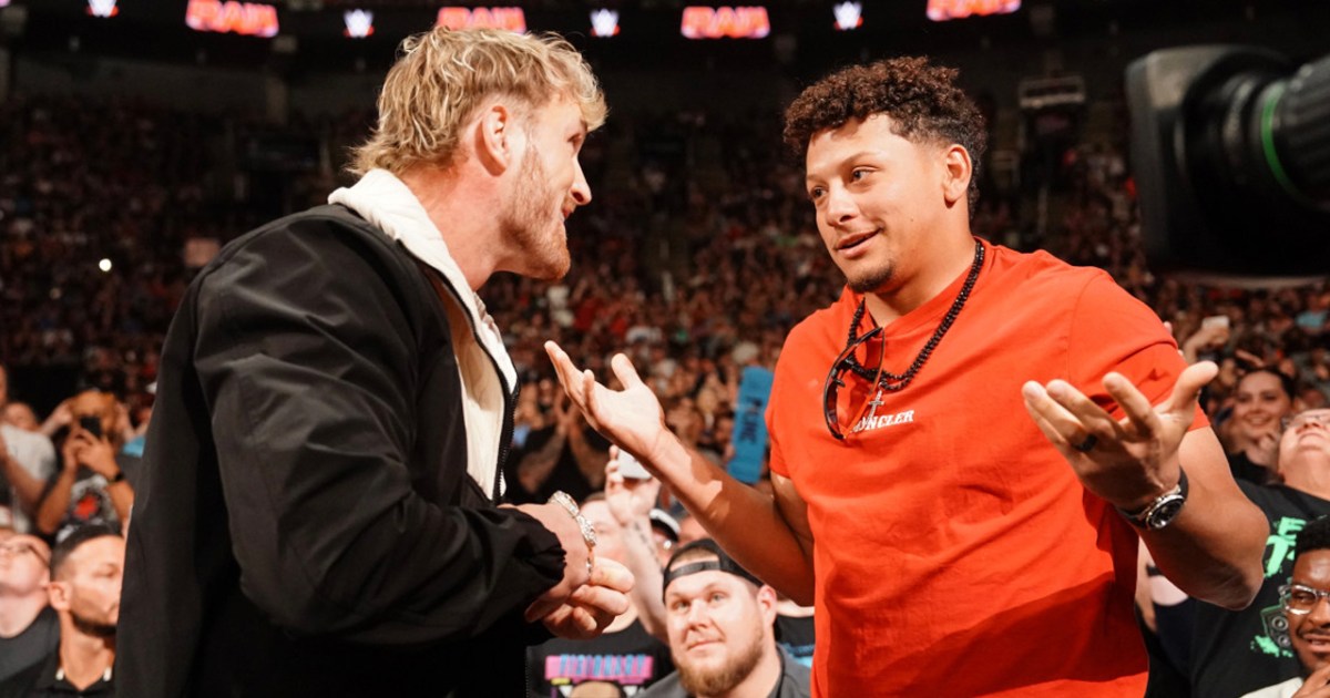 Pat McAfee Thanks Patrick Mahones For Helping Jey Uso On WWE RAW