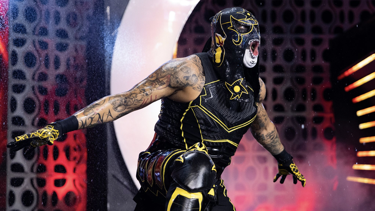 Penta El Zero Miedo Confirms He's Still Under Contract With AEW