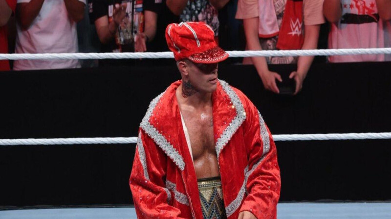 Cody Rhodes Gifted His Father Dusty Rhodes’ Robe At WWE Live Event In Japan