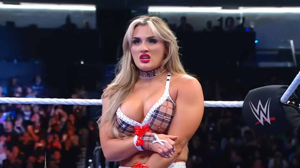 wwe smackdown tiffany stratton wardrobe malfunction slip