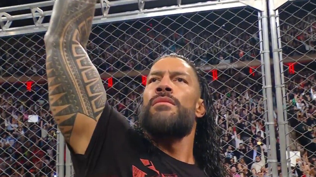 Roman Reigns Returns, Attacks Seth Rollins And CM Punk On WWE RAW