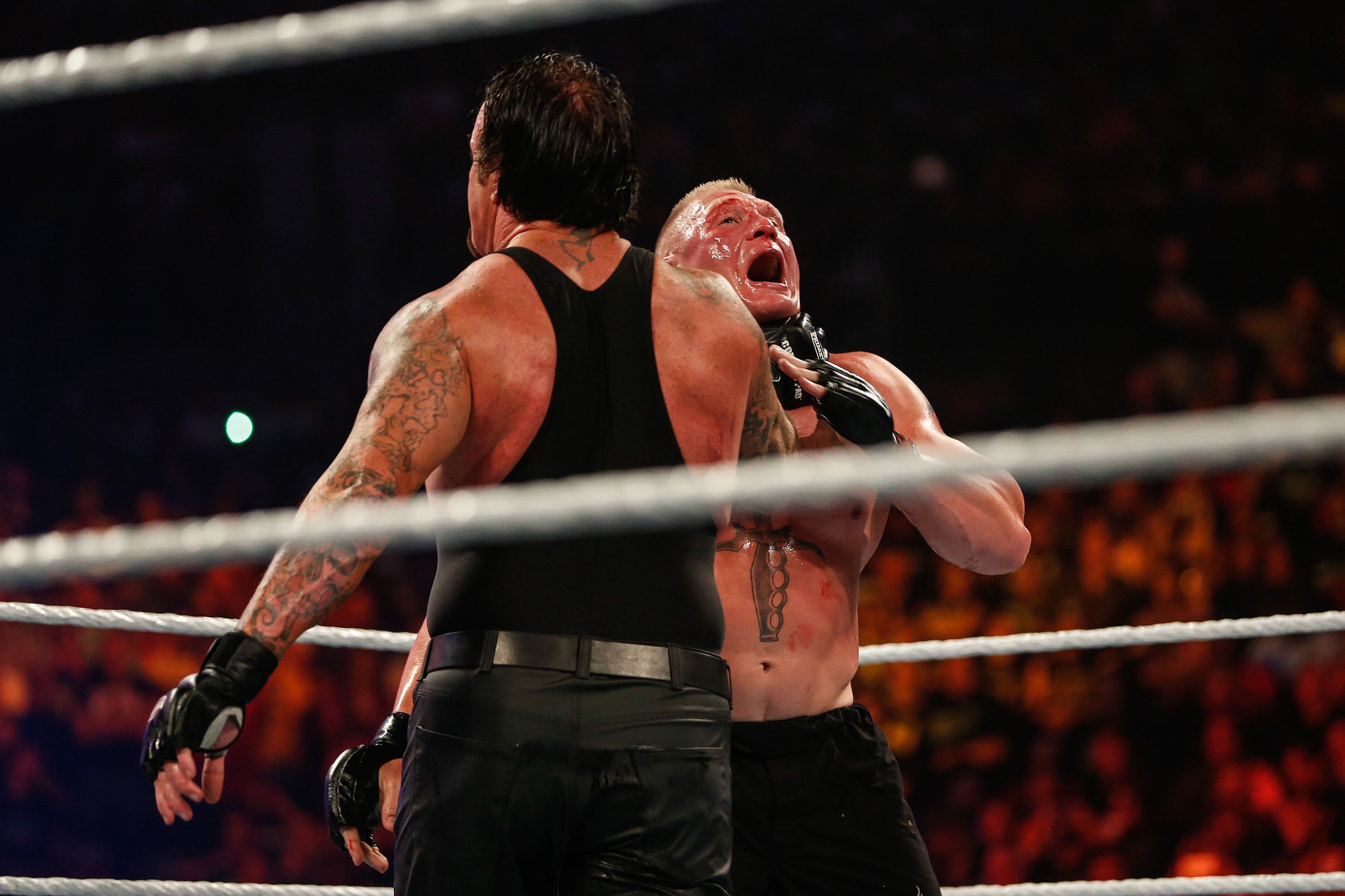 Brock Lesnar v Undertaker