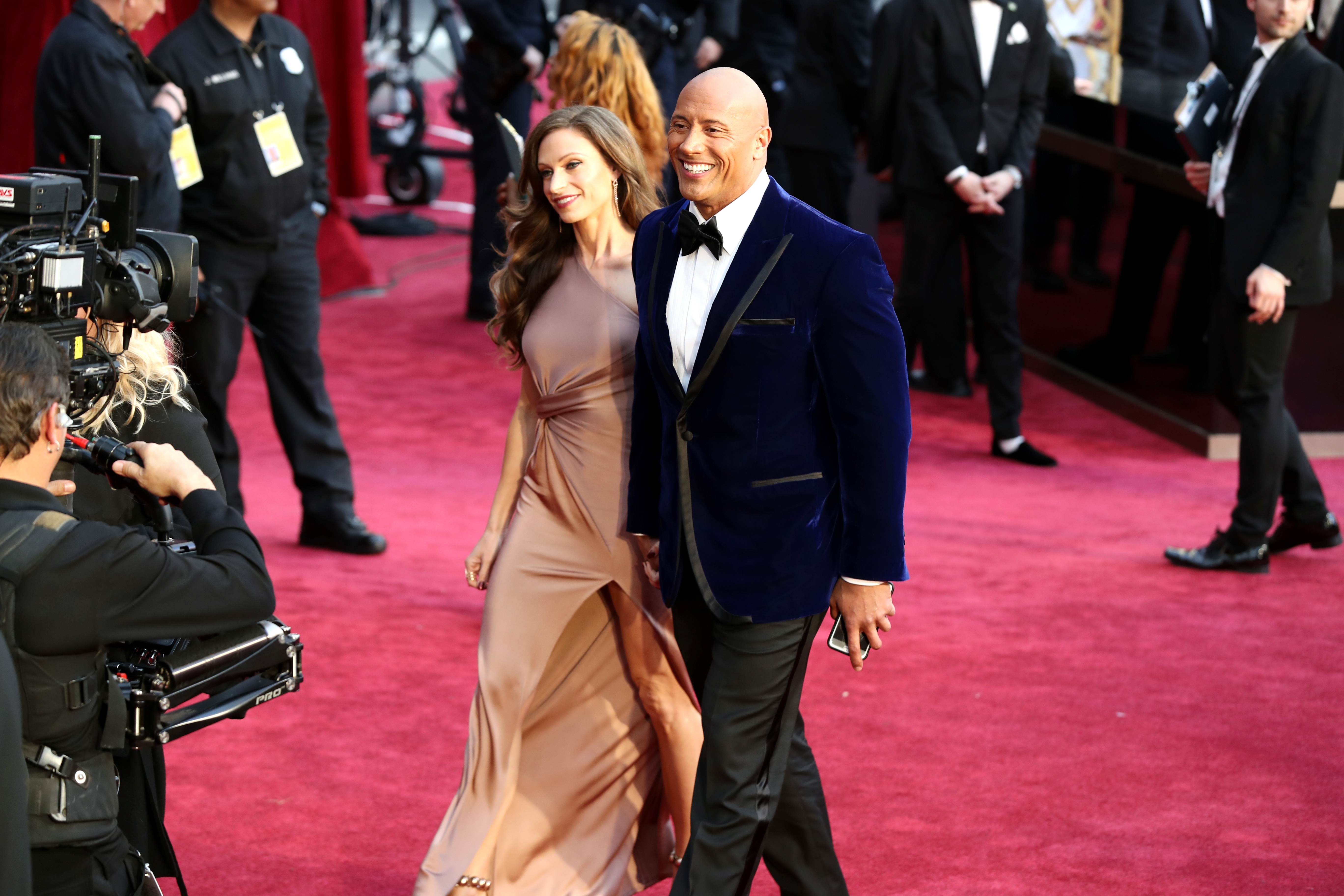 Dwayne Johnson Oscars Red Carpet 2017 #3